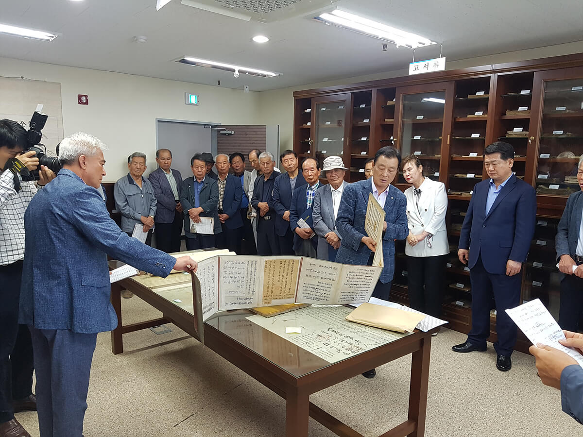 첨부파일