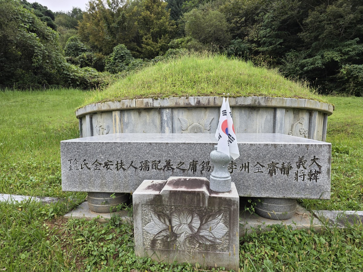 첨부파일